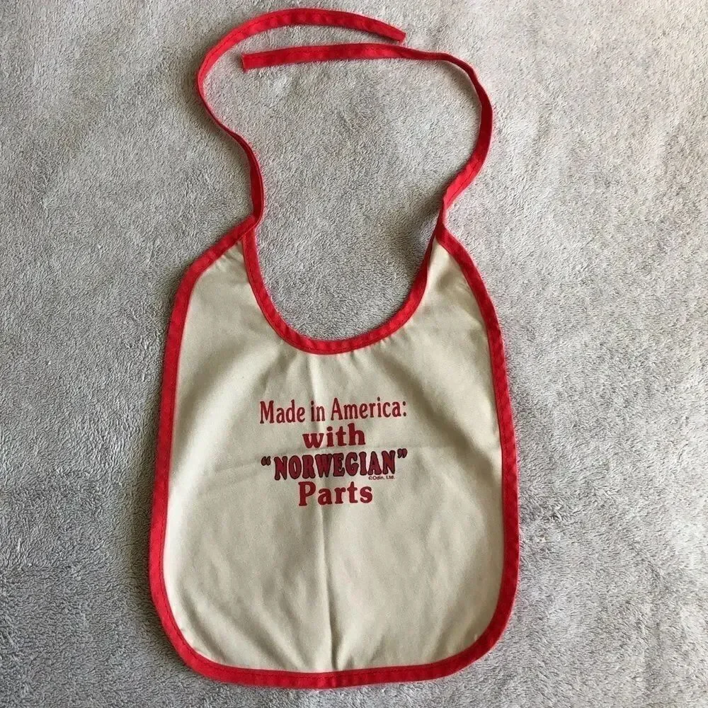 NWOT “Made in America w/ Norwegian Parts” Baby Bib